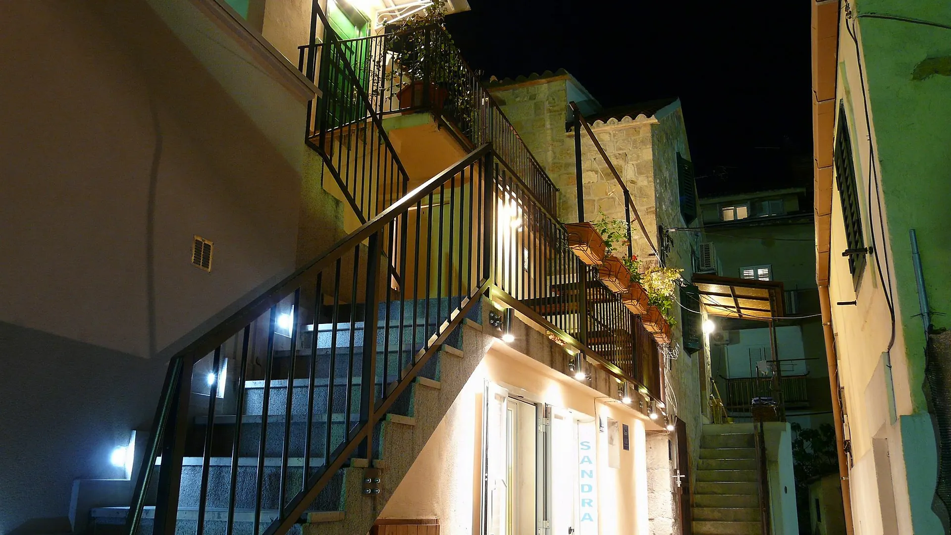 House Sandra Split 3*,  Kroatien