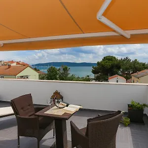 Ena&toni Apartment Kaštela