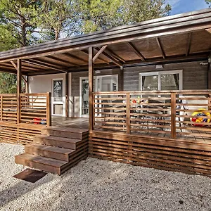 Eurocamp Mobile Homes At Porton Biondi Ferienpark Rovinj