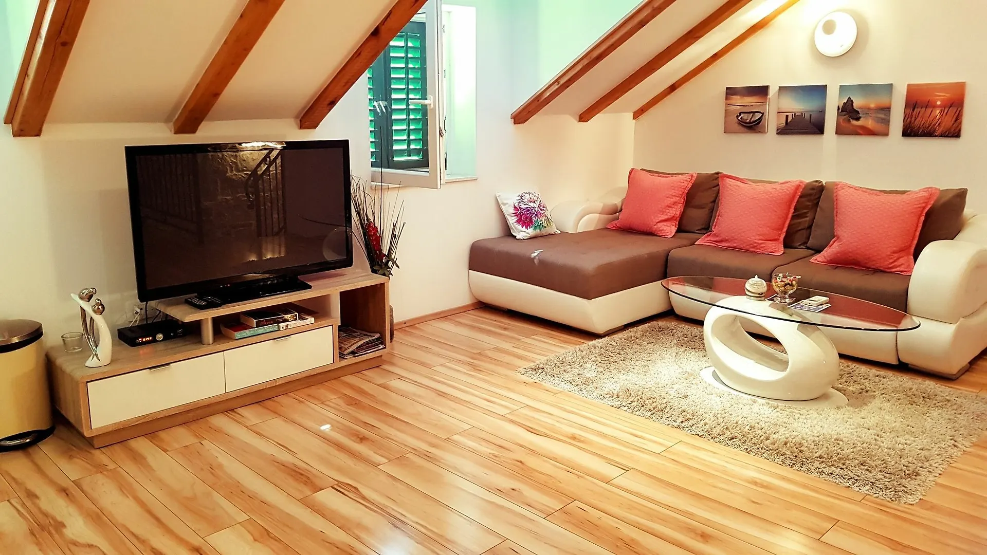 Gostinjska kuća House Sandra
